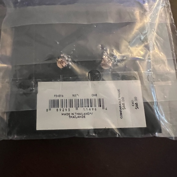 Coach - Picture 2 of 4